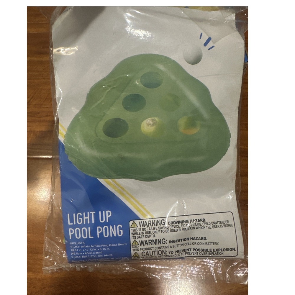 New Light Up Pool Pong Swimming Pool Float with Ball Green Water Games Summer